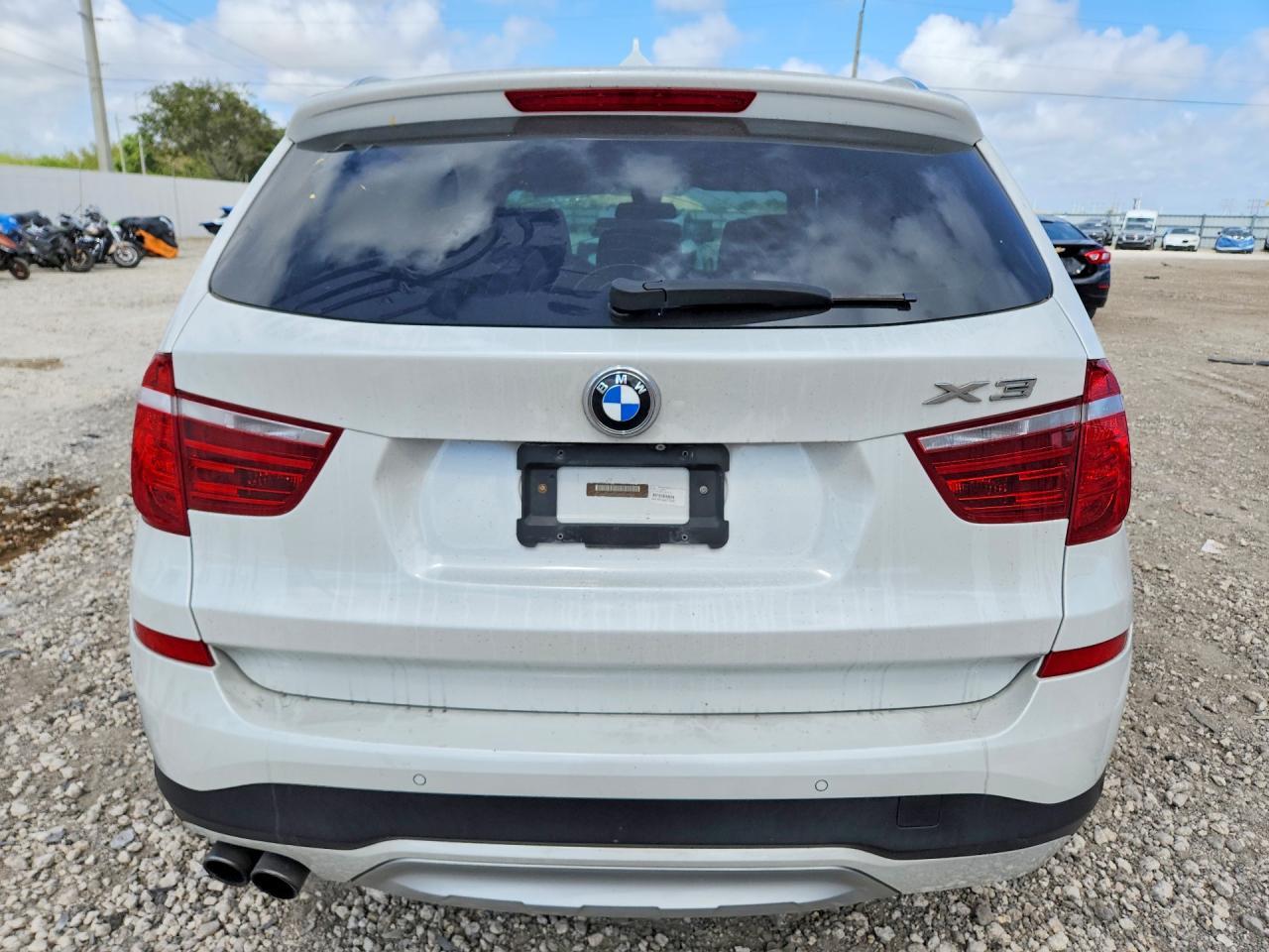 2017 BMW X3 xDrive28I - Image 6