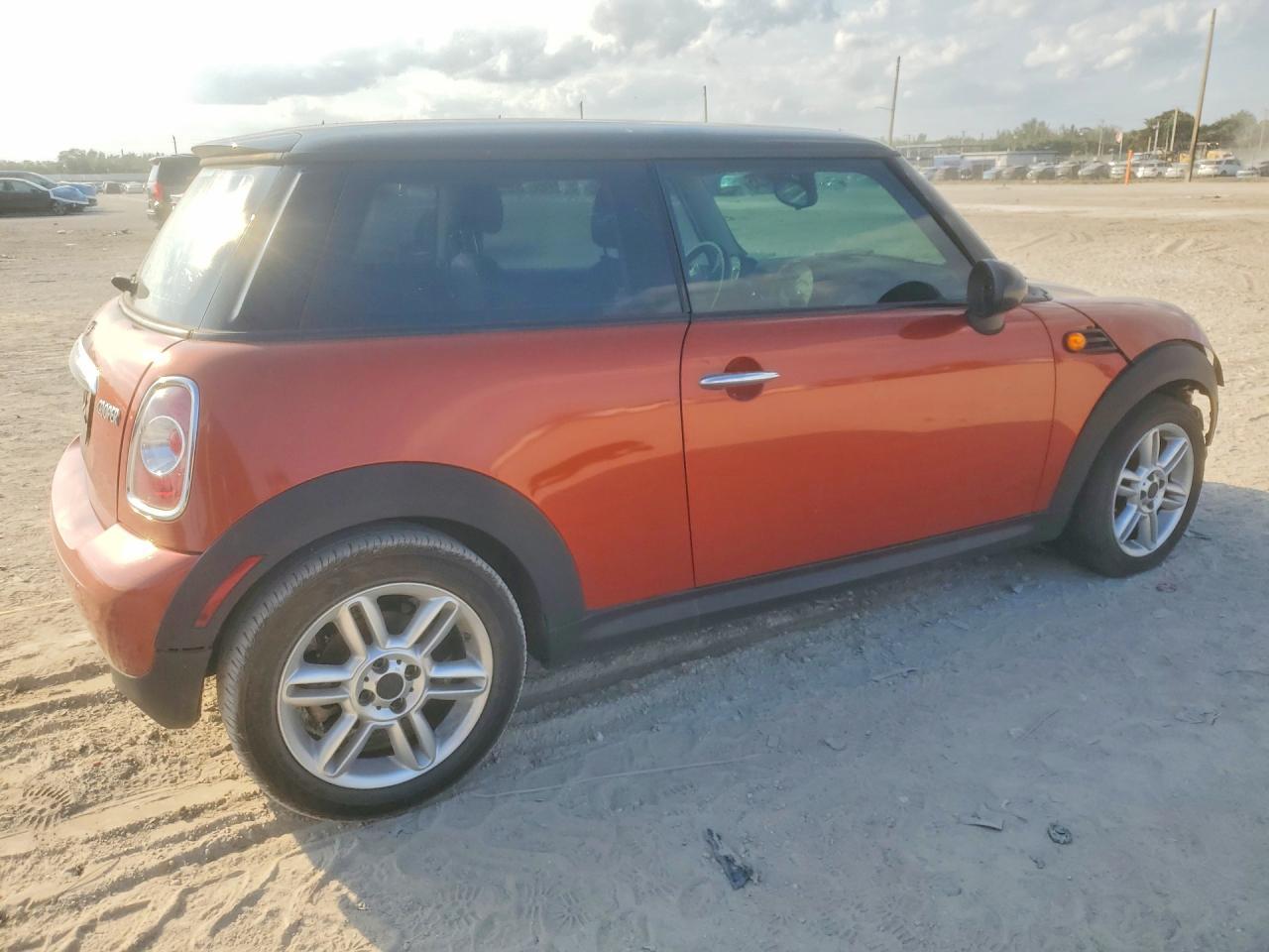 2013 Mini Cooper - Фото 3