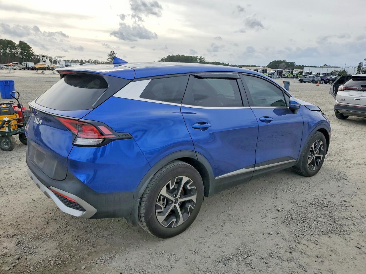 2024 Kia Sportage Ex - Image 3