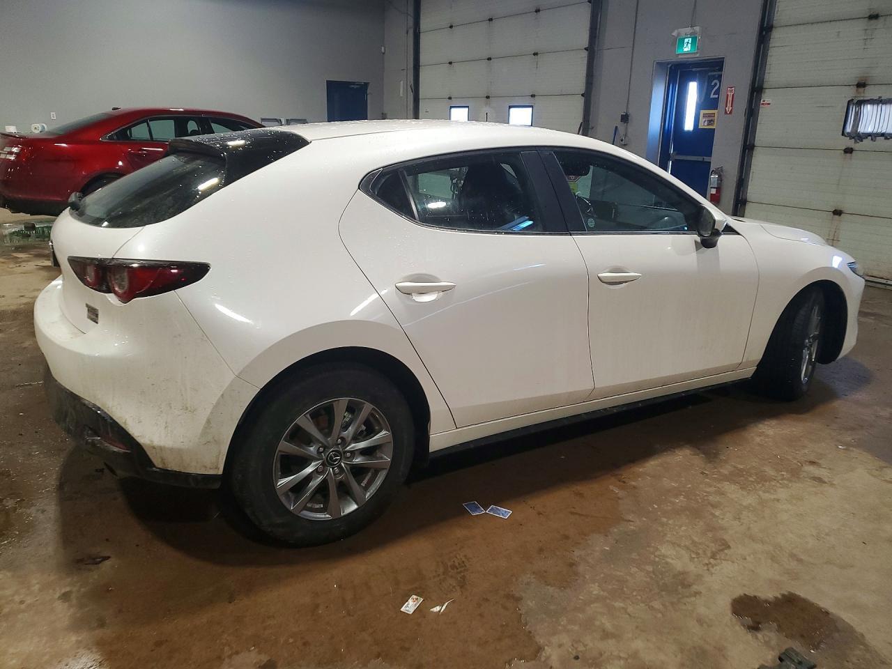 2025 Mazda 3 Select Sport - Фото 3