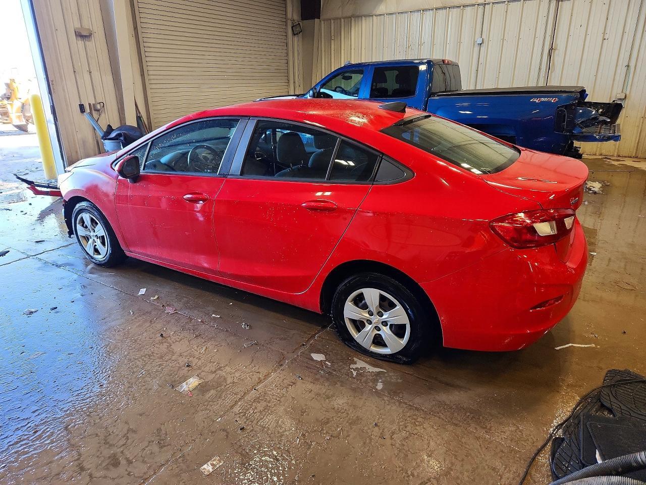 2017 Chevrolet Cruze Ls - Image 2