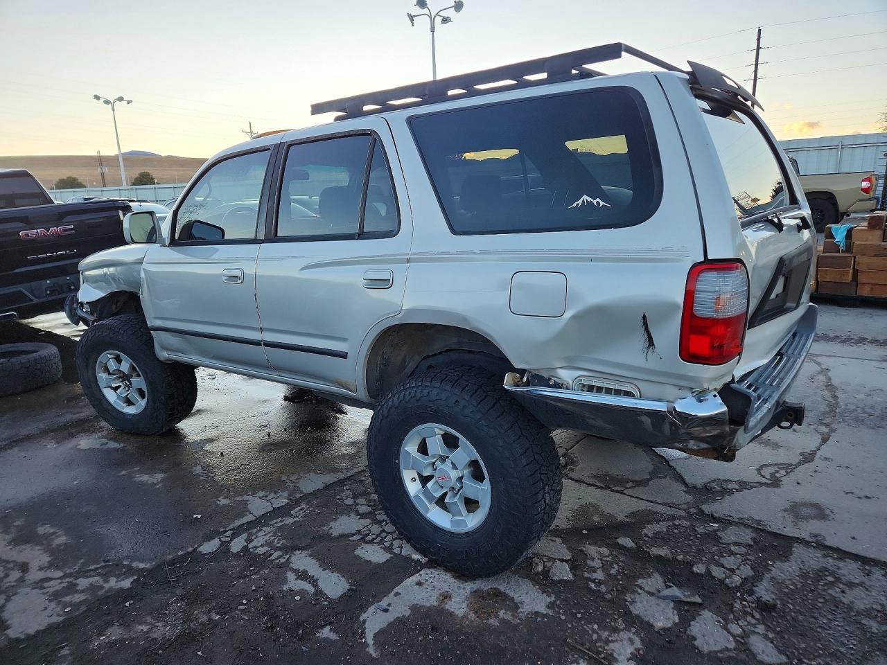 1997 Toyota 4Runner Sr5 - Image 2