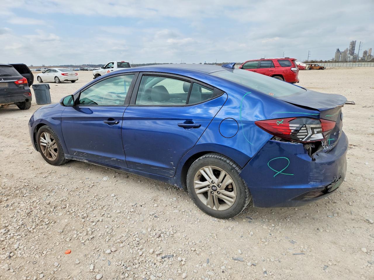 2020 Hyundai Elantra Sel - Фото 2