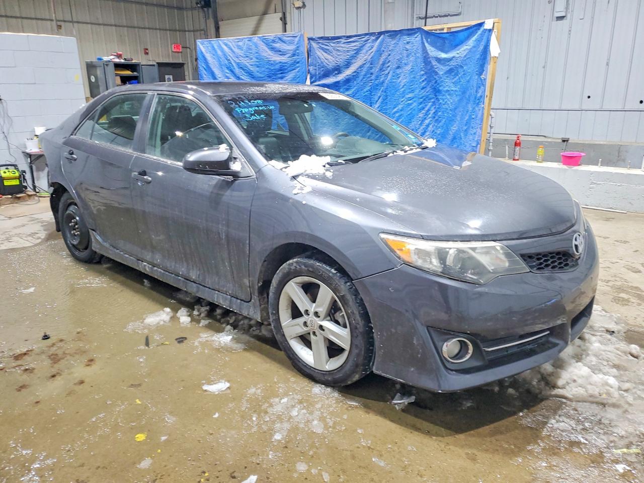 2012 Toyota Camry Se - Фото 4