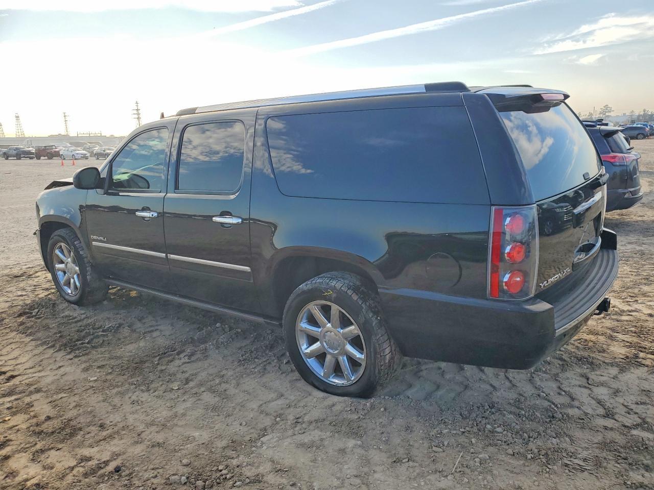 2013 GMC Yukon Xl Denali - Фото 2