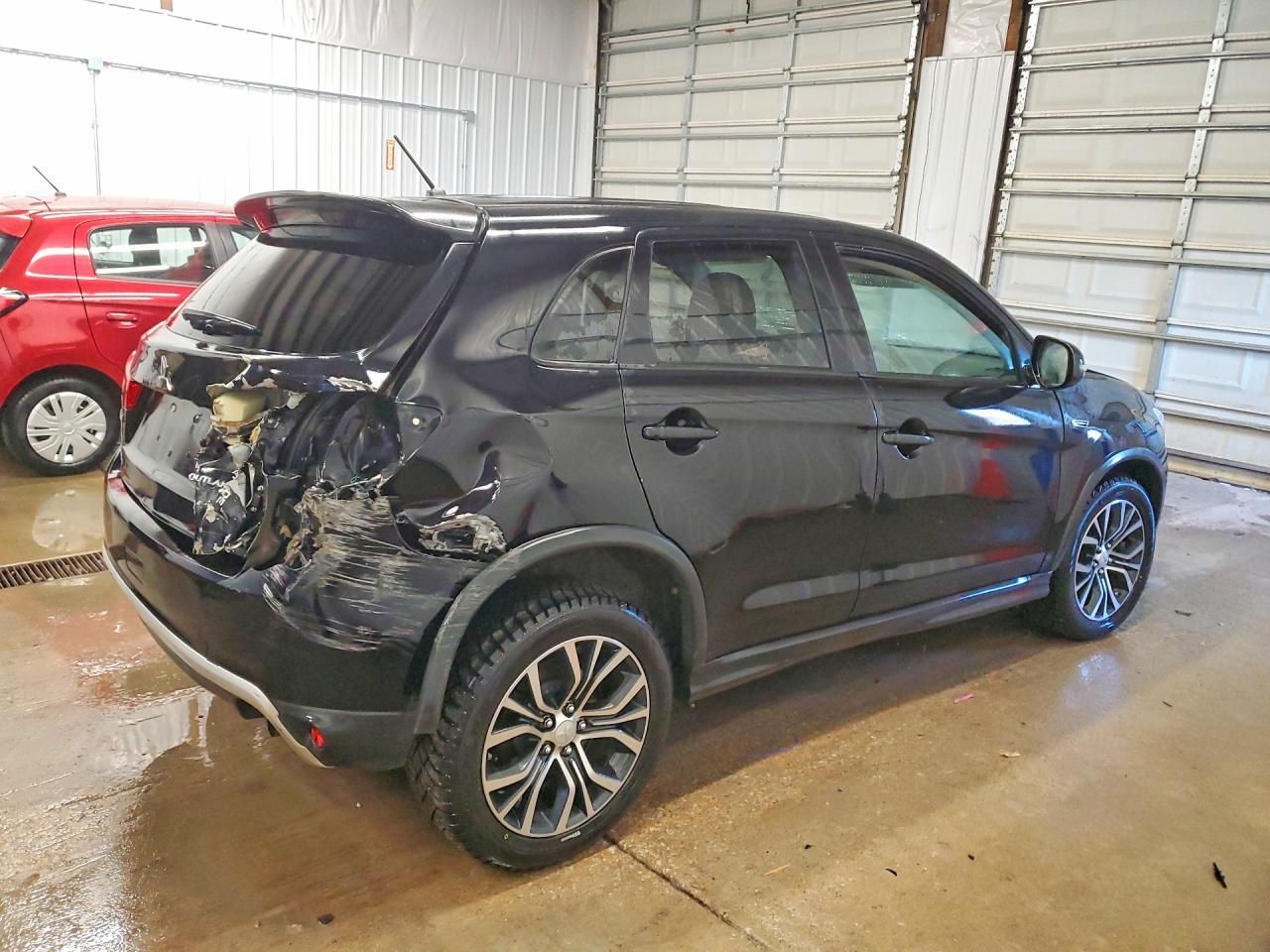 2016 Mitsubishi Outlander Sport Es - Фото 3
