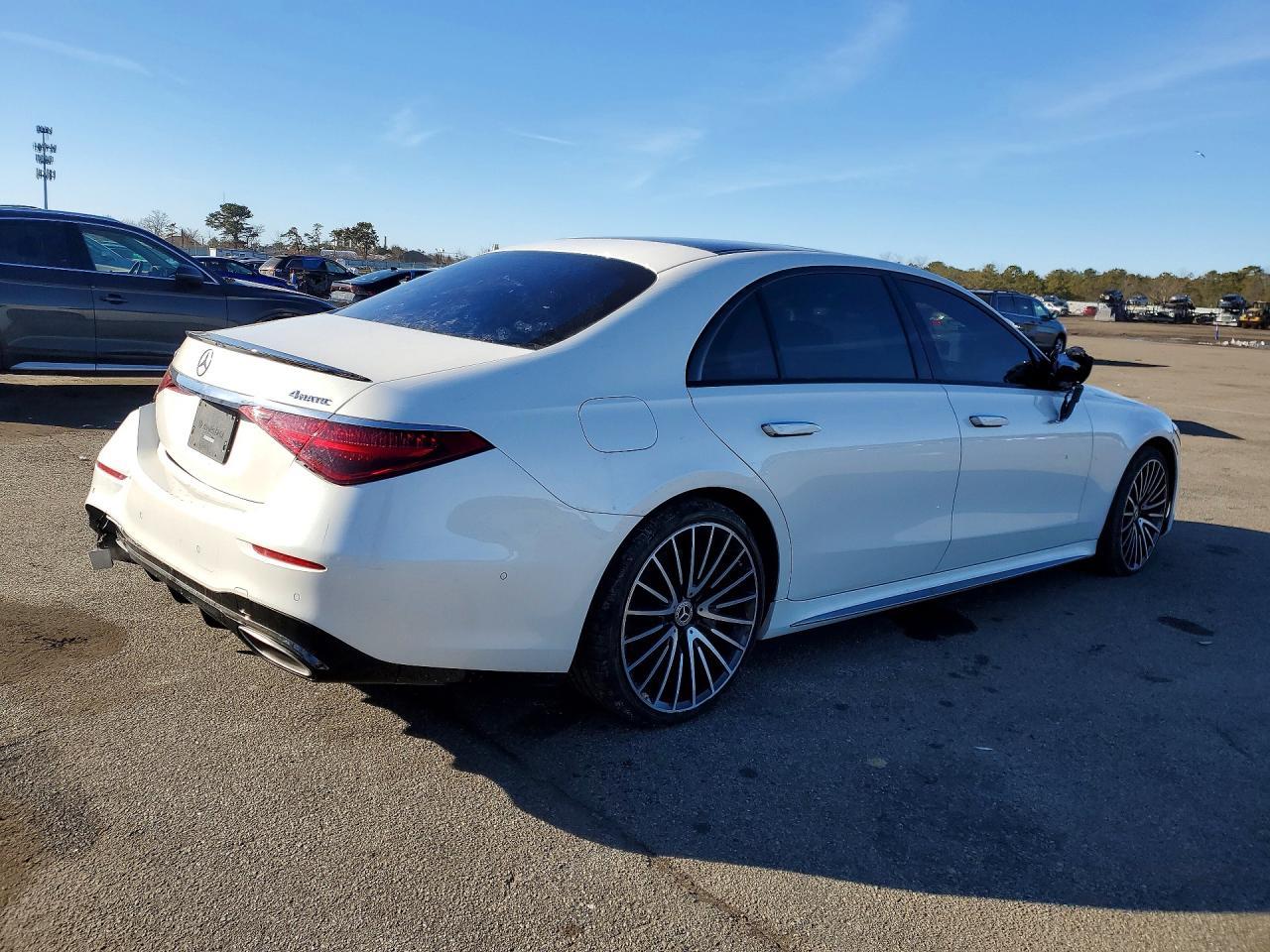 2023 Mercedes-Benz S 580 4Matic - Image 3