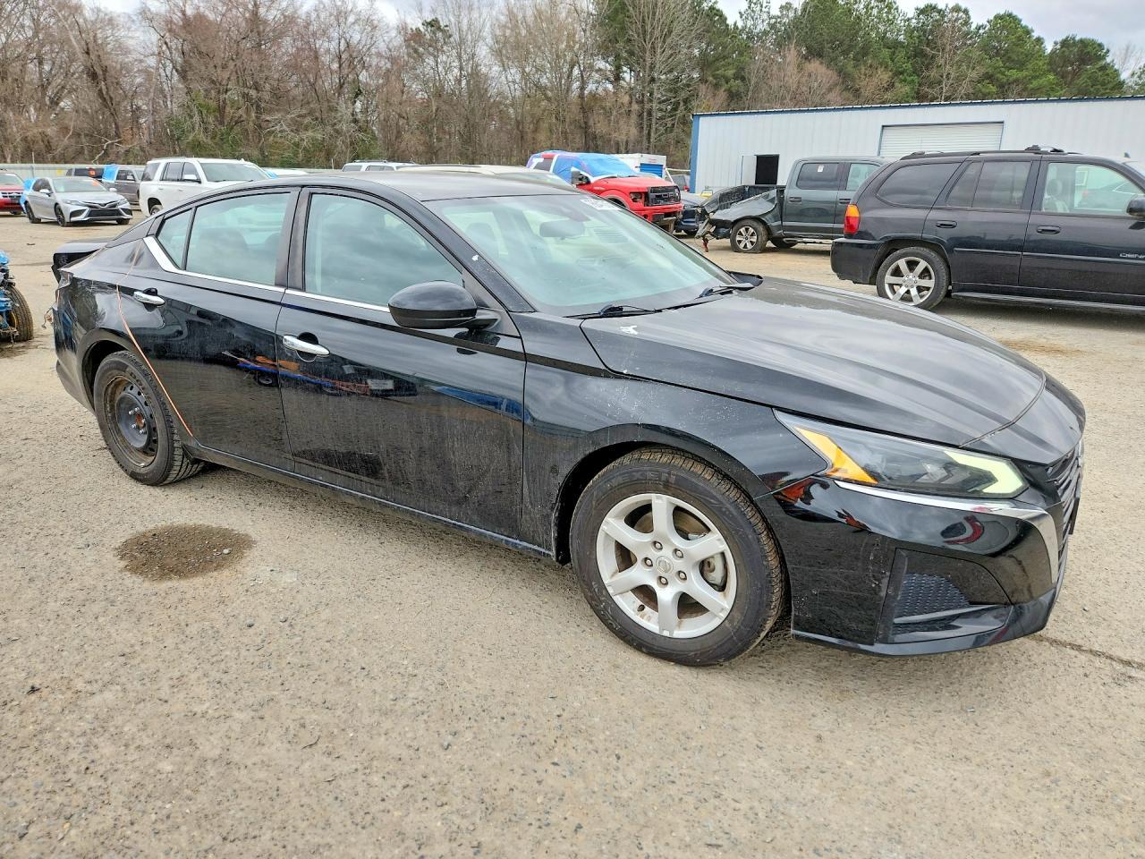 2023 Nissan Altima S - Фото 4