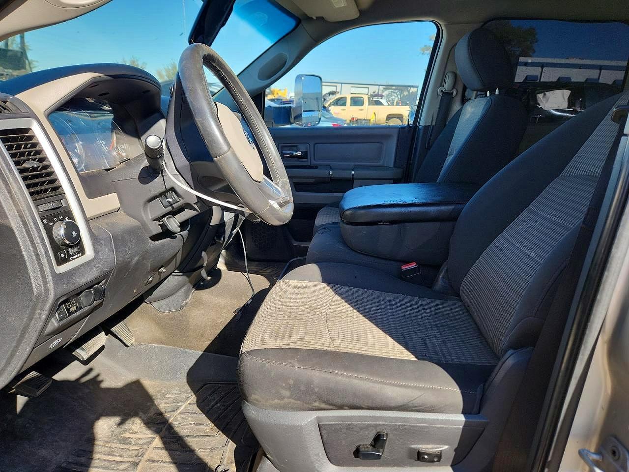 2010 Dodge Ram 2500 - Фото 7