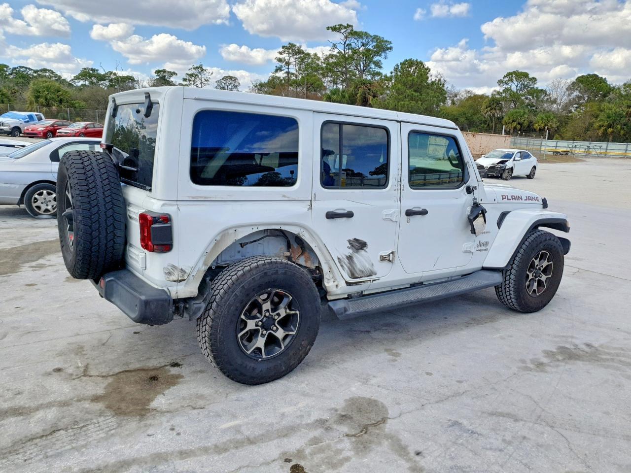 2019 Jeep Wrangler Unlimited Sahara - Фото 3