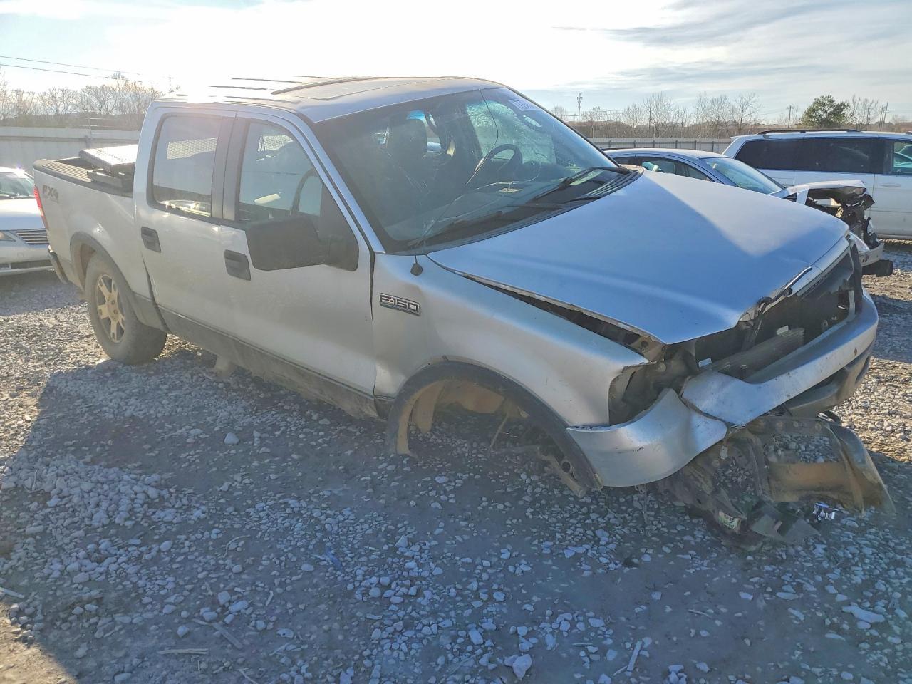2005 Ford F150 Supercrew - Image 4