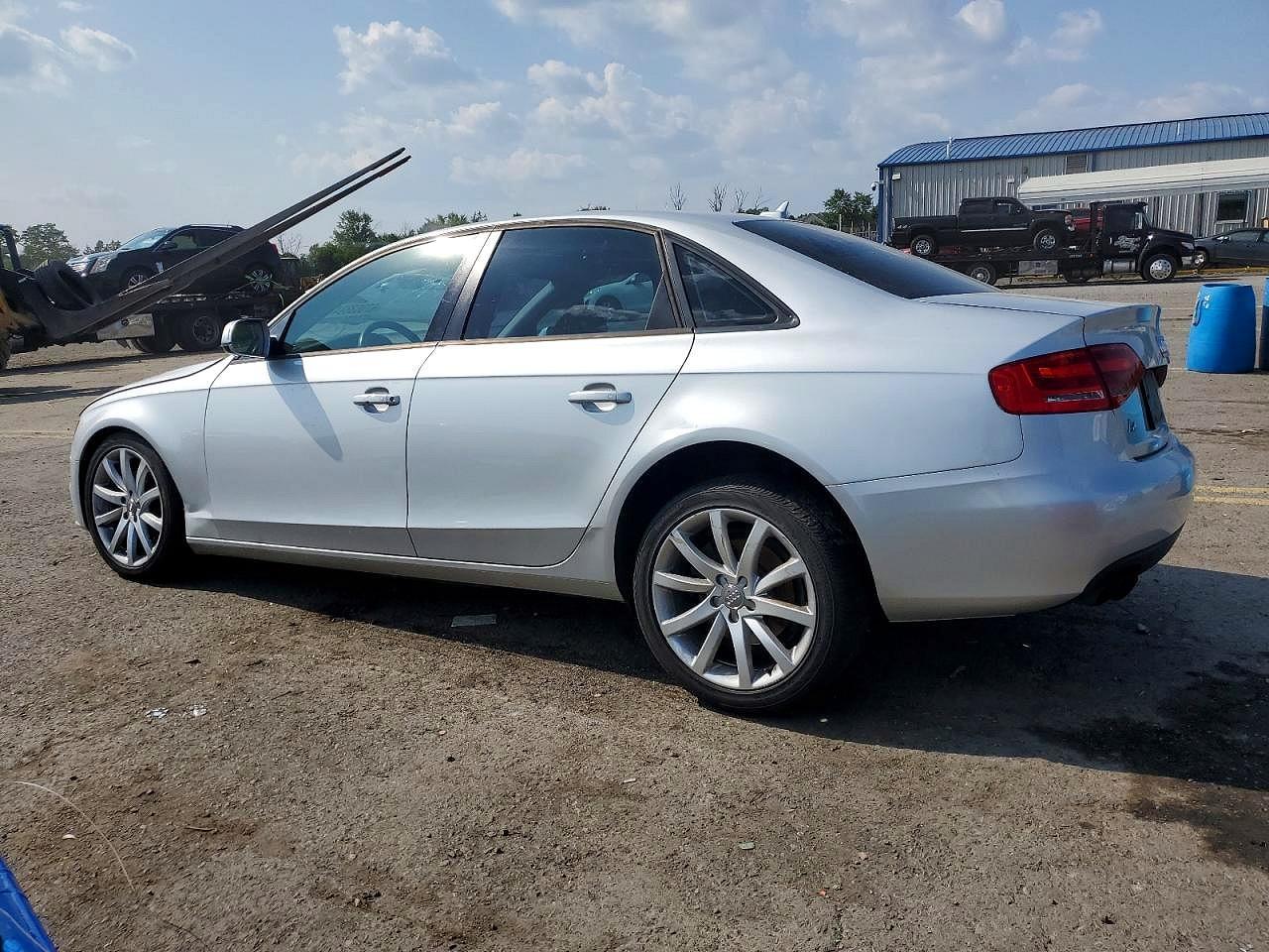 2010 Audi A4 Premium - Image 2