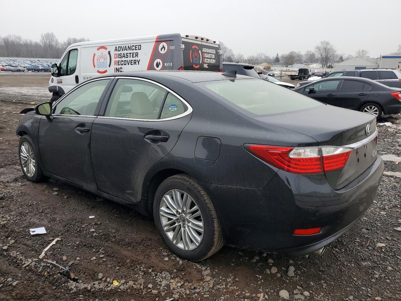 2015 Lexus Es 350 Base - Image 2
