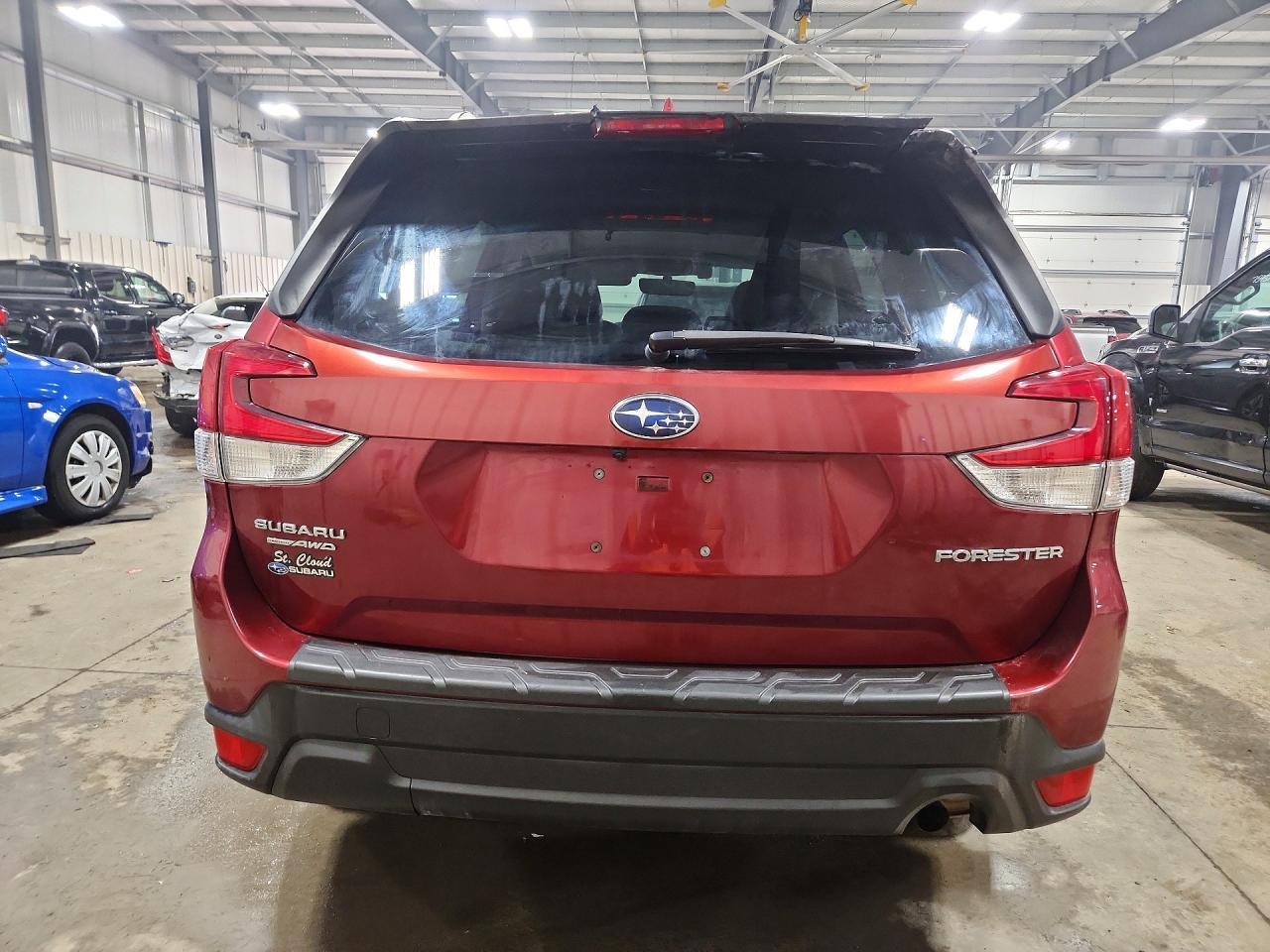 2019 Subaru Forester Premium - Фото 6