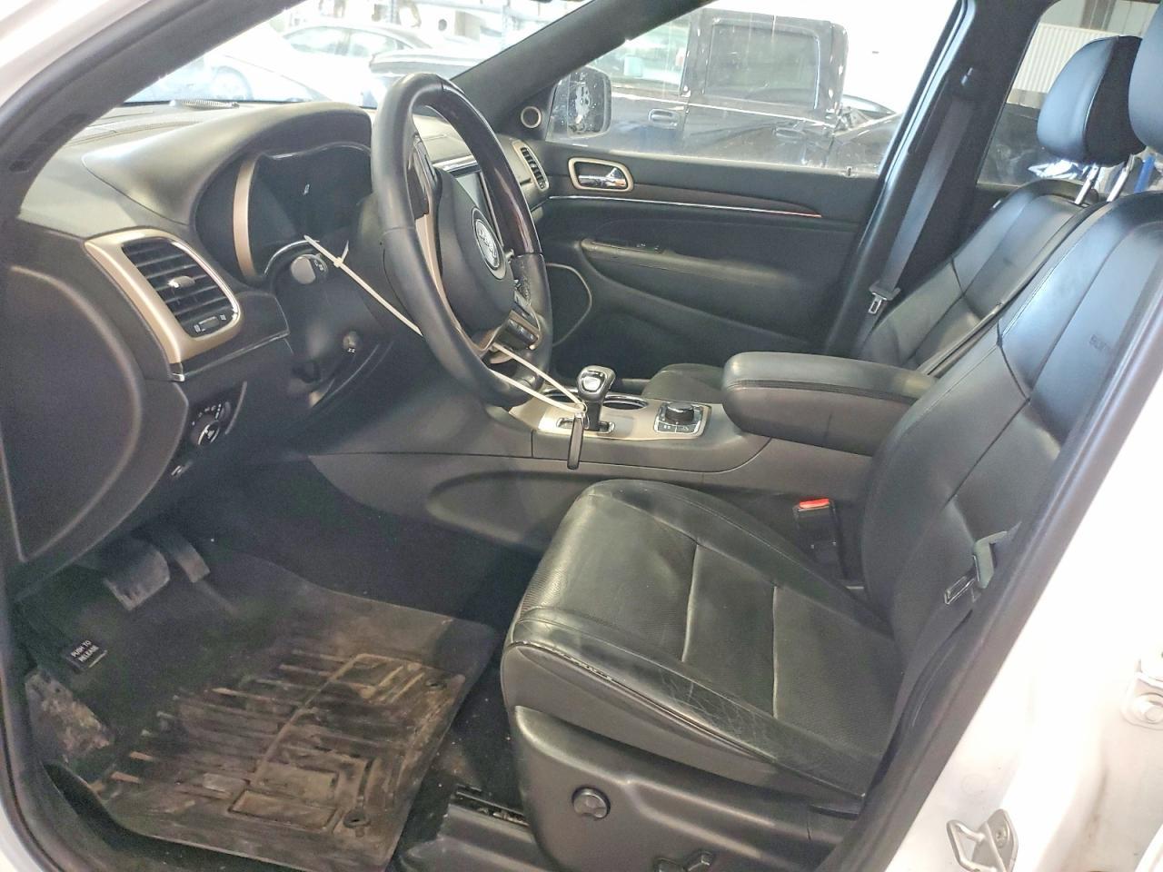 2014 Jeep Grand Cherokee Summit - Image 7