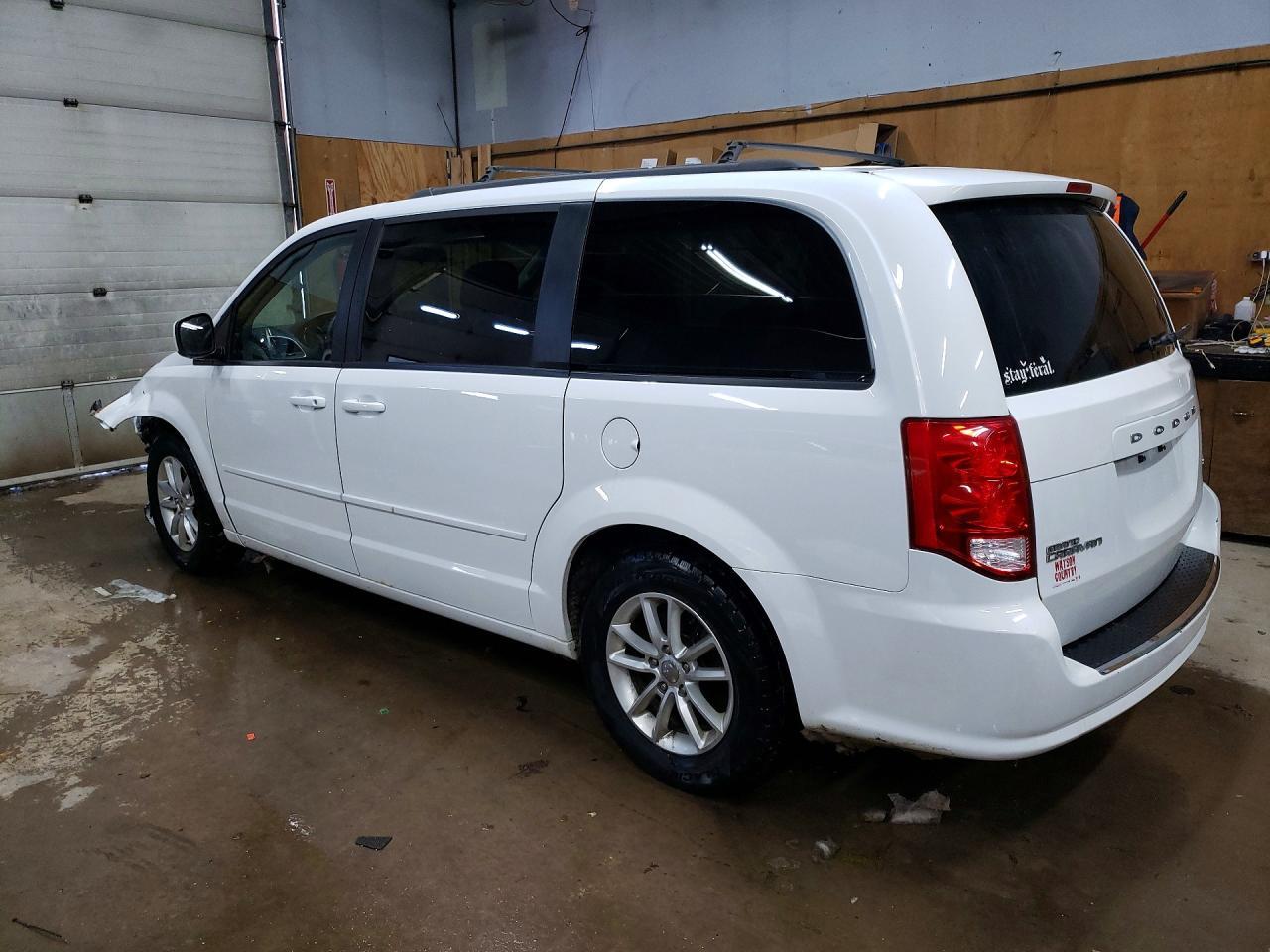 2016 Dodge Grand Caravan Sxt - Фото 2