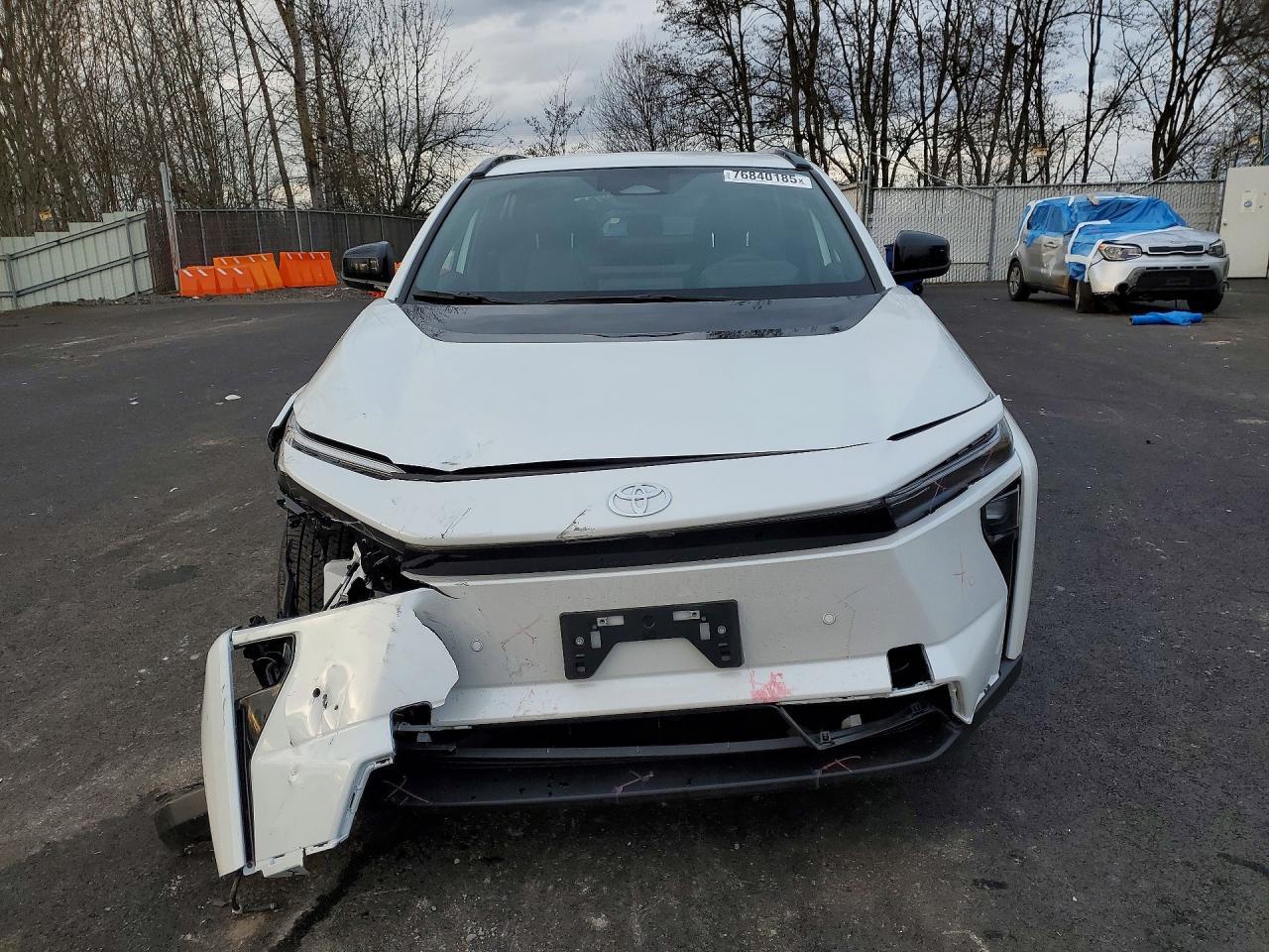 2026 Toyota Bz Xle - Фото 5