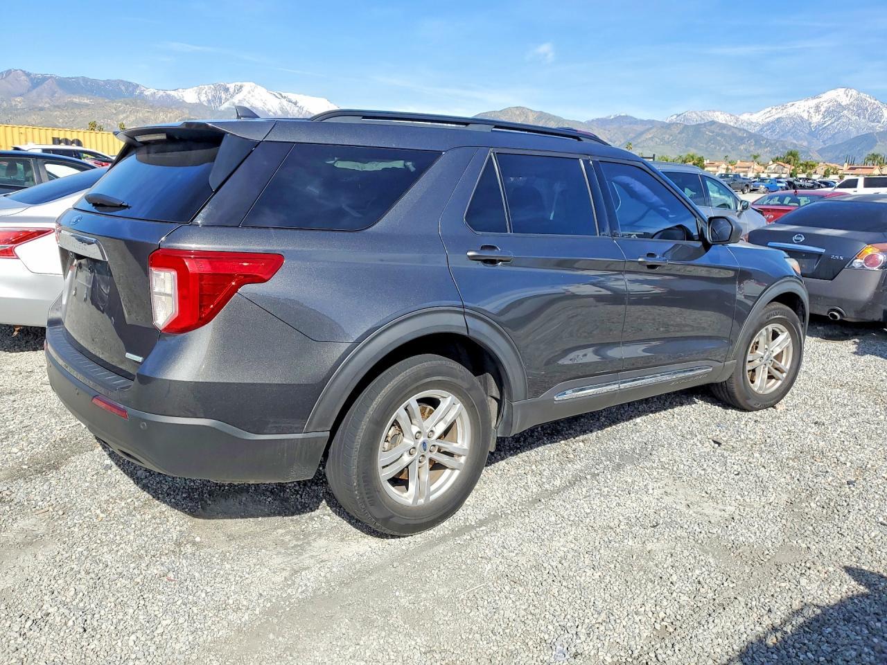 2020 Ford Explorer Xlt - Фото 3