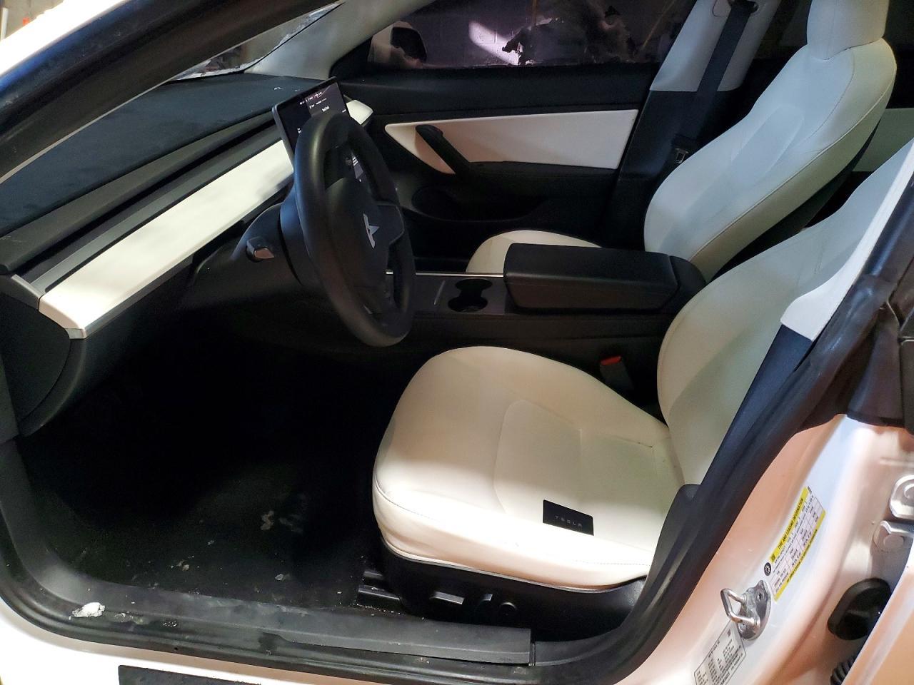 2021 Tesla Model 3 - Image 7