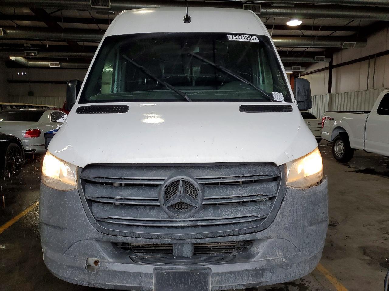 2020 Mercedes Benz Sprinter 2500 Delivery Van - Image 5