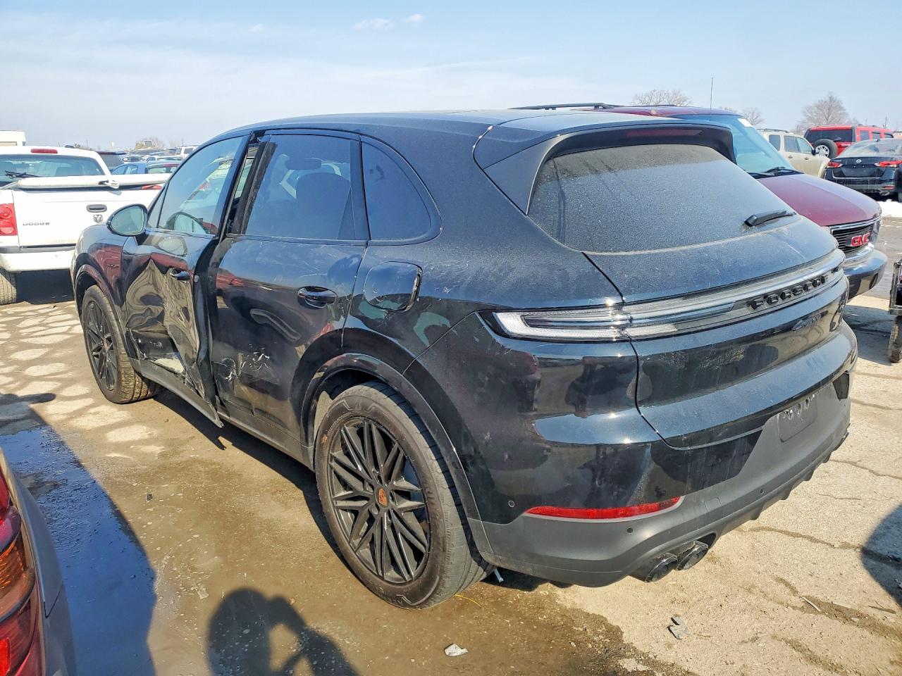 2025 Porsche Cayenne E-Hybrid - Фото 2