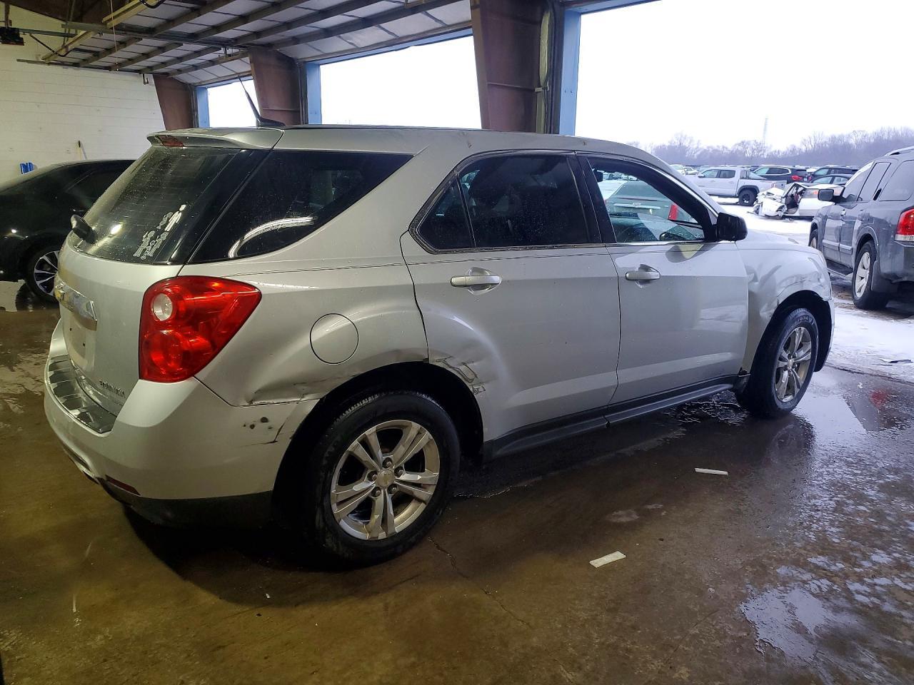 2011 Chevrolet Equinox Ls - Фото 3