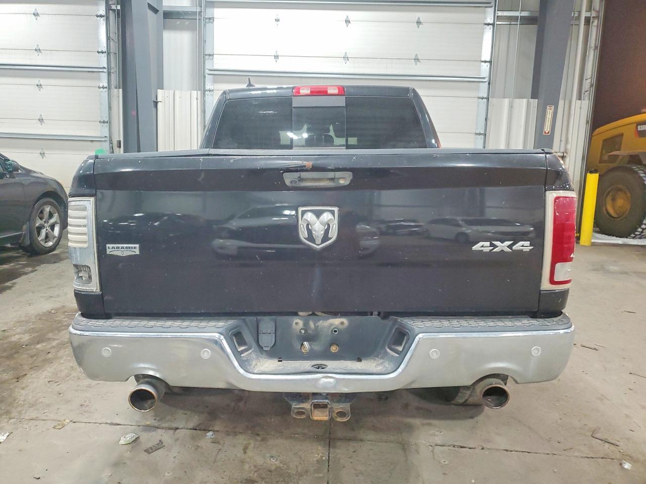 2017 Ram 1500 Laramie - Image 6