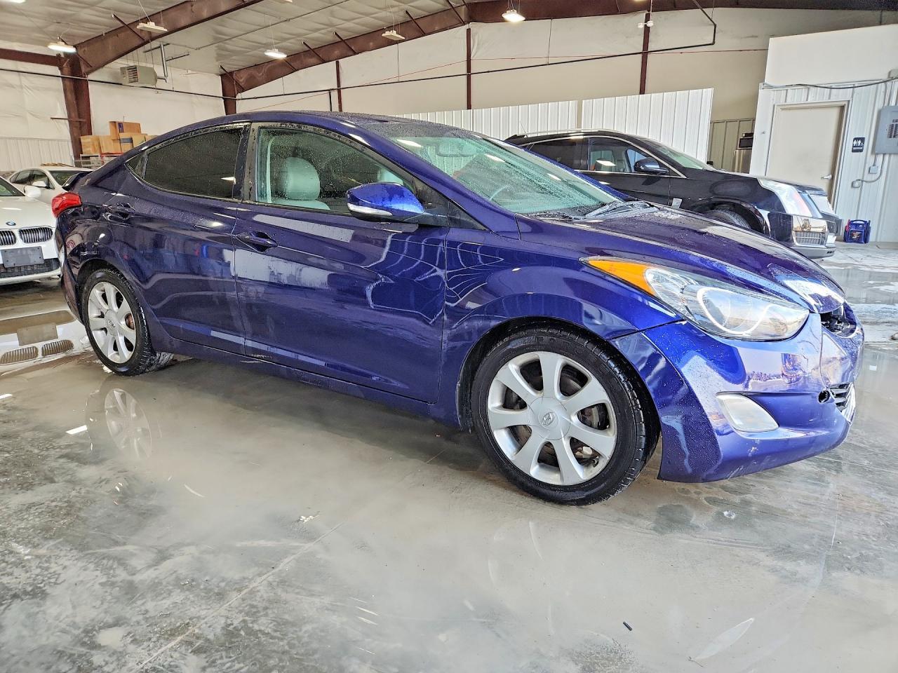 2013 Hyundai Elantra Limited - Image 4