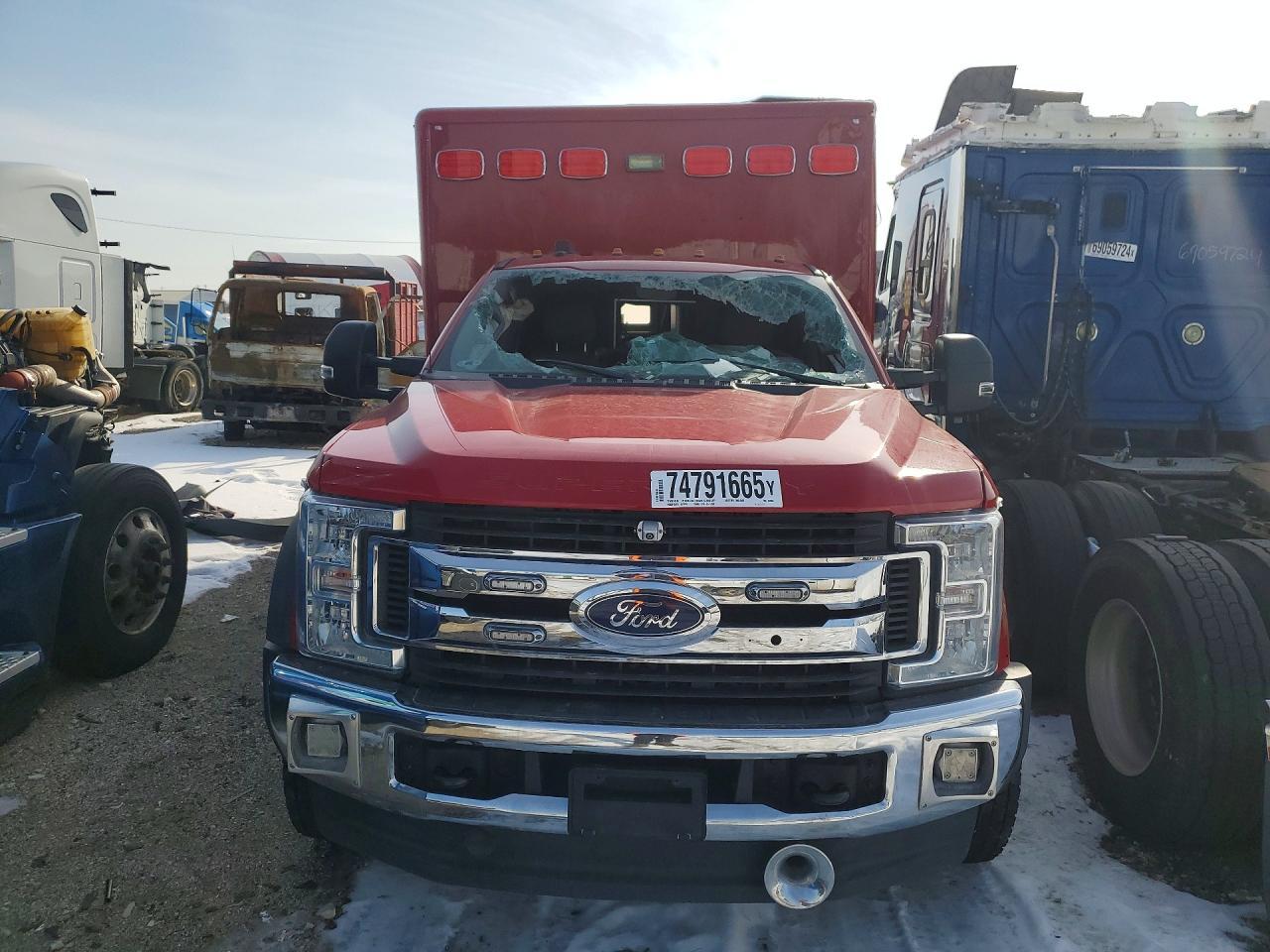 2019 Ford F550 - Фото 5