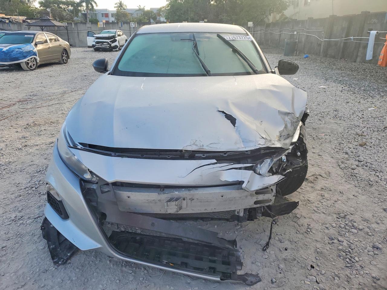 2020 Nissan Altima S - Фото 5