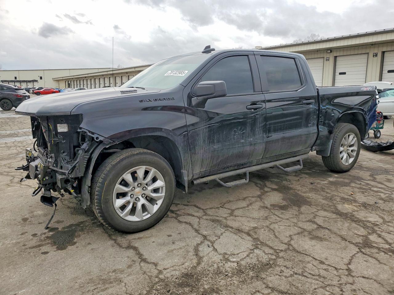 2025 Chevrolet Silverado K1500 Custom