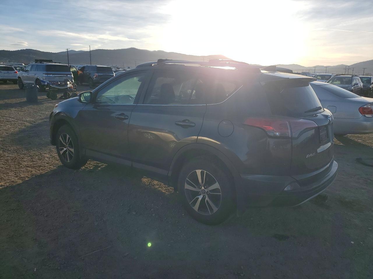 2018 Toyota Rav4 - Фото 2