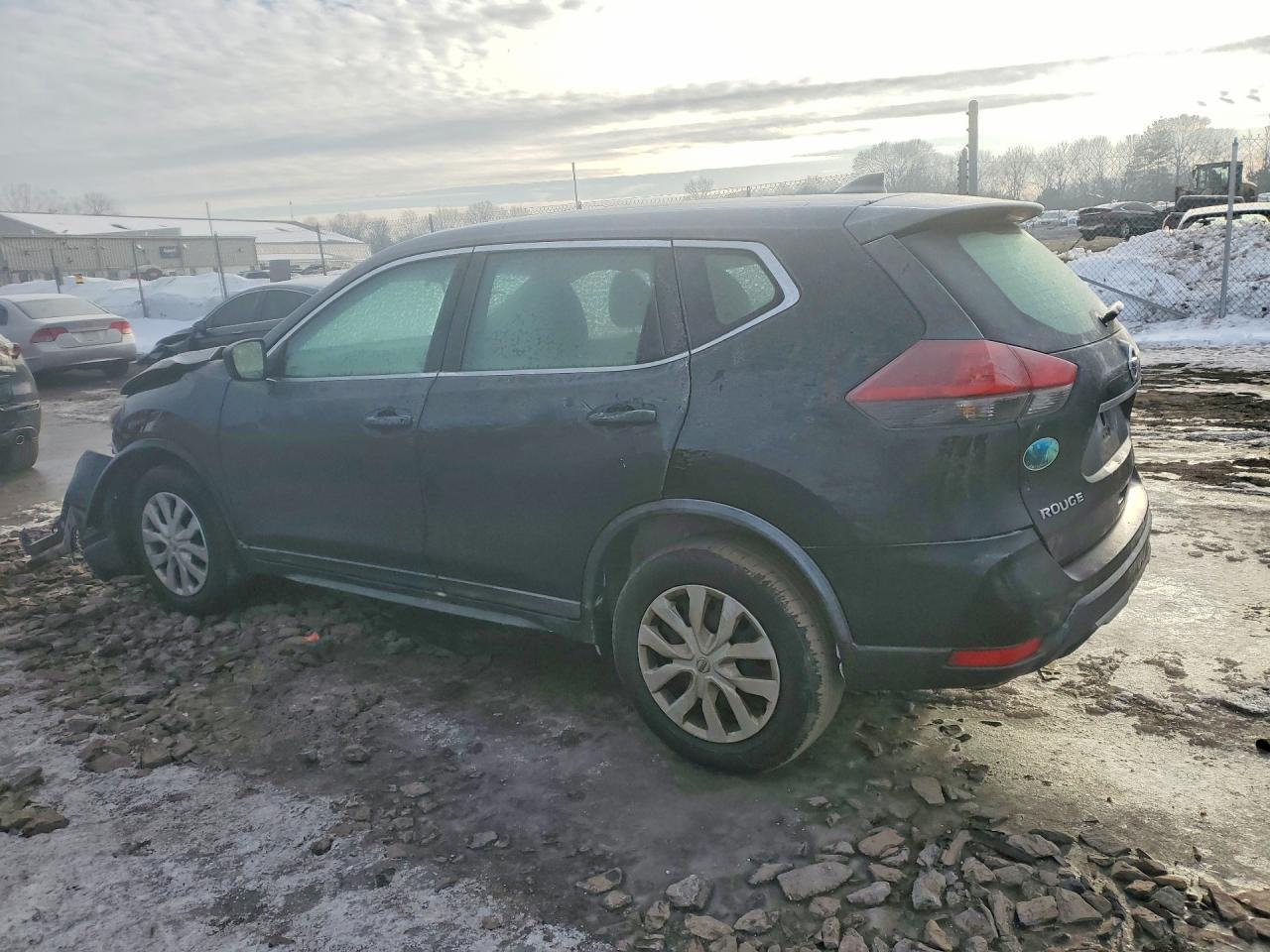 2018 Nissan Rogue S - Image 2
