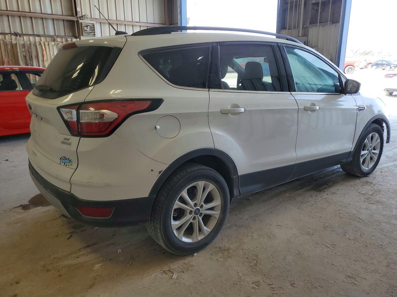 2018 Ford Escape Se - Фото 3