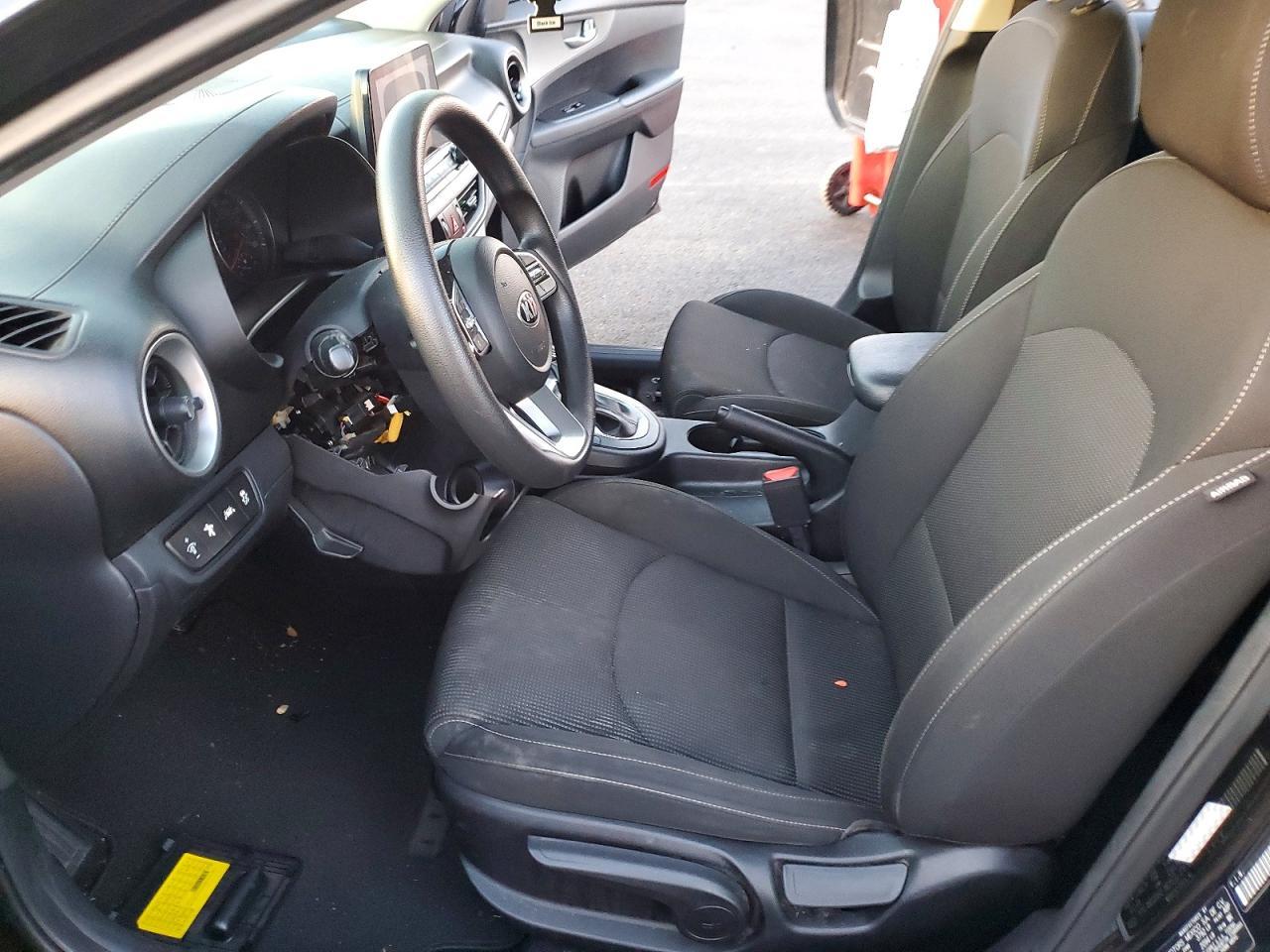 2020 Kia Forte Lxs - Image 7