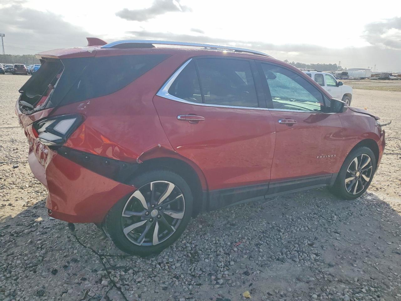 2023 Chevrolet Equinox Premier - Image 3