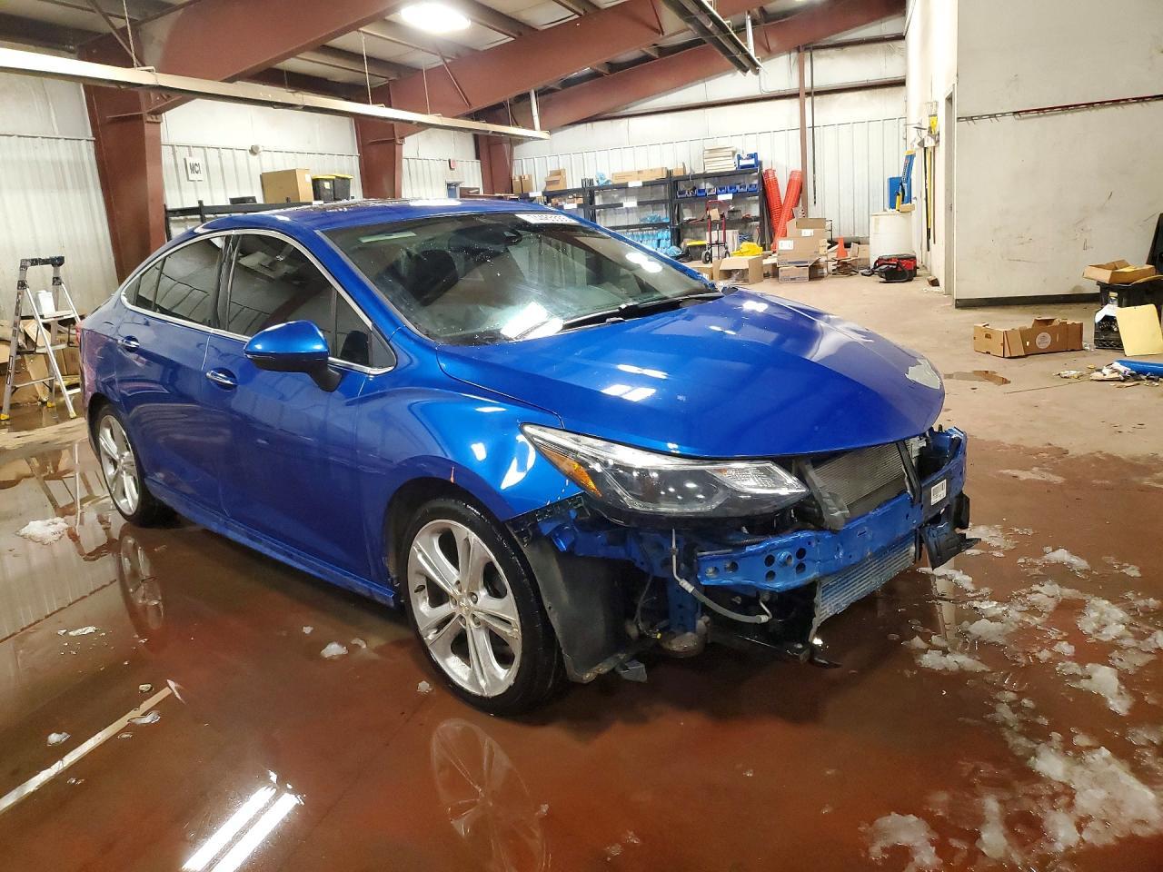 2017 Chevrolet Cruze Premier - Фото 4