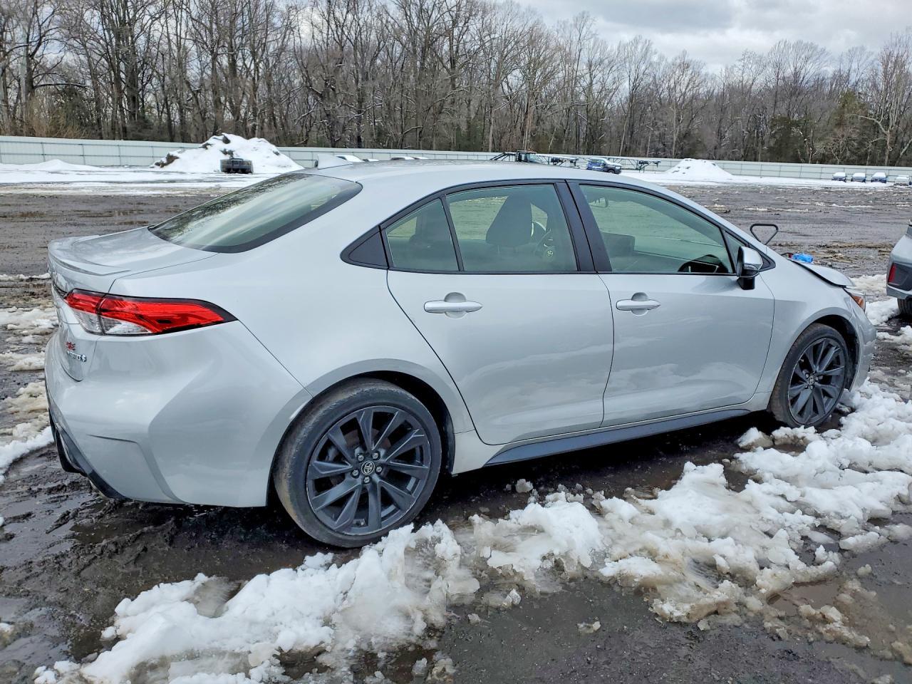 2024 Toyota Corolla Hybrid Se - Image 3