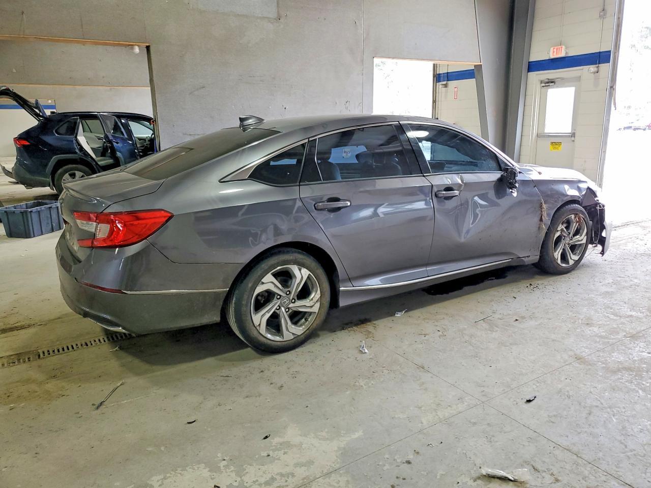 2019 Honda Accord Ex - Фото 3