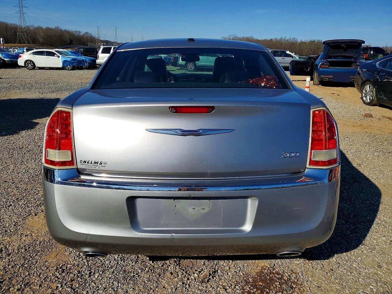 2011 Chrysler 300 Limited - Фото 6