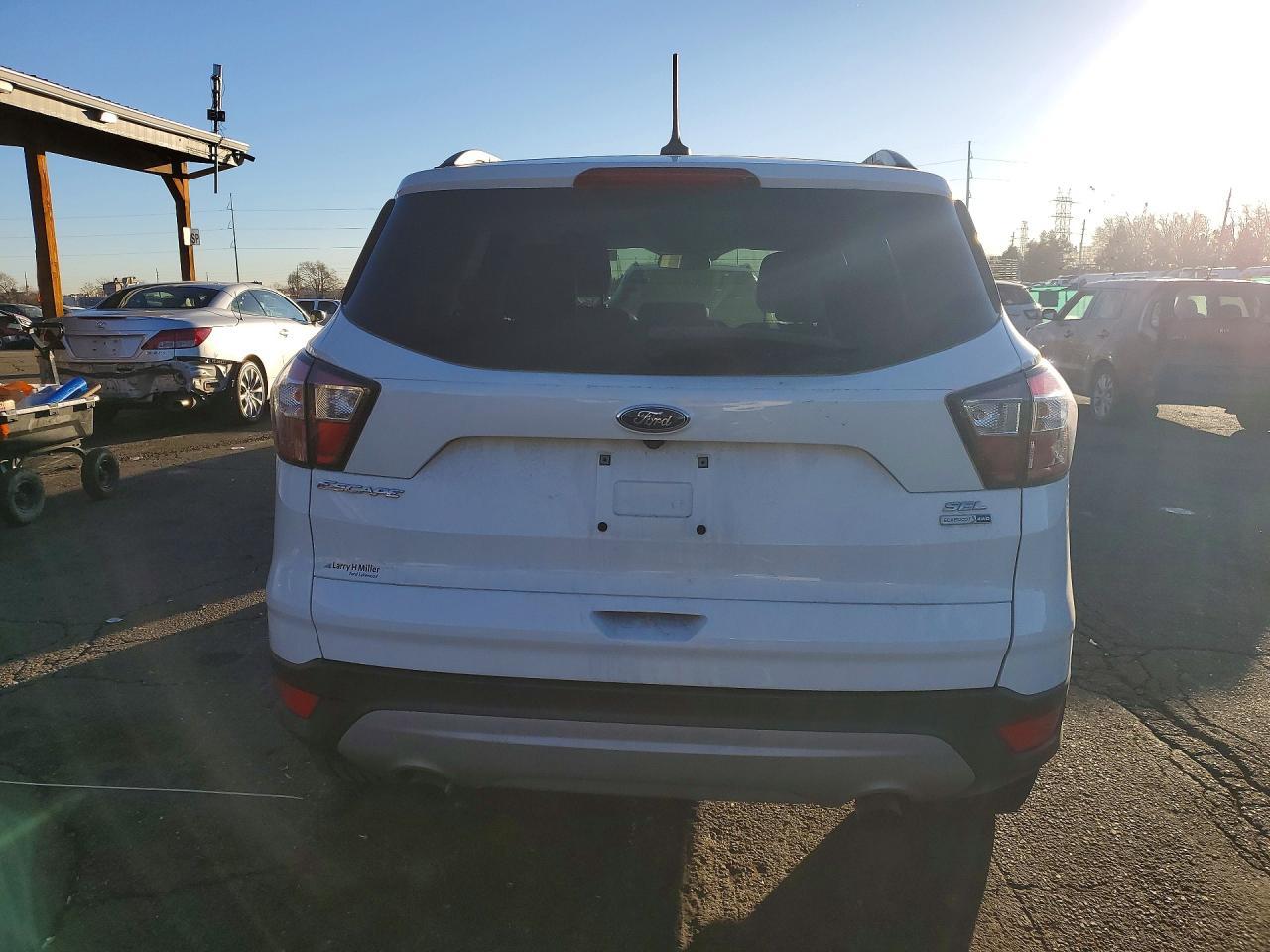 2018 Ford Escape Sel - Image 6
