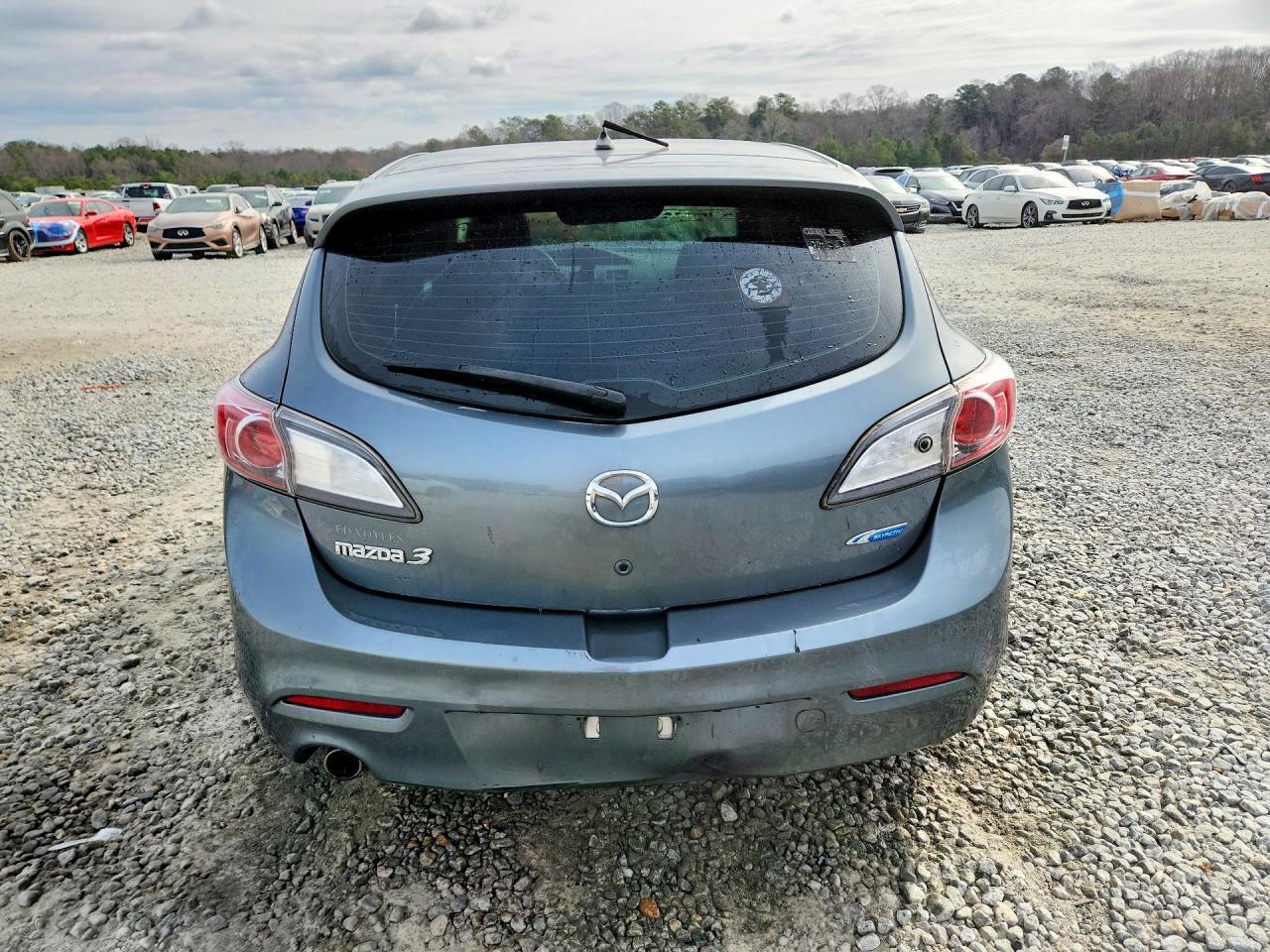2013 Mazda 3 I - Image 6