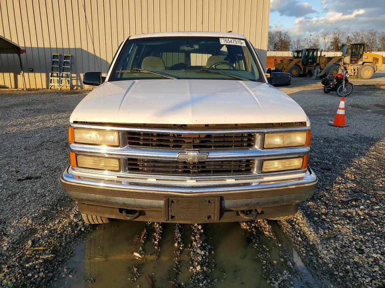 1999 Chevrolet Suburban K1500 - Фото 5