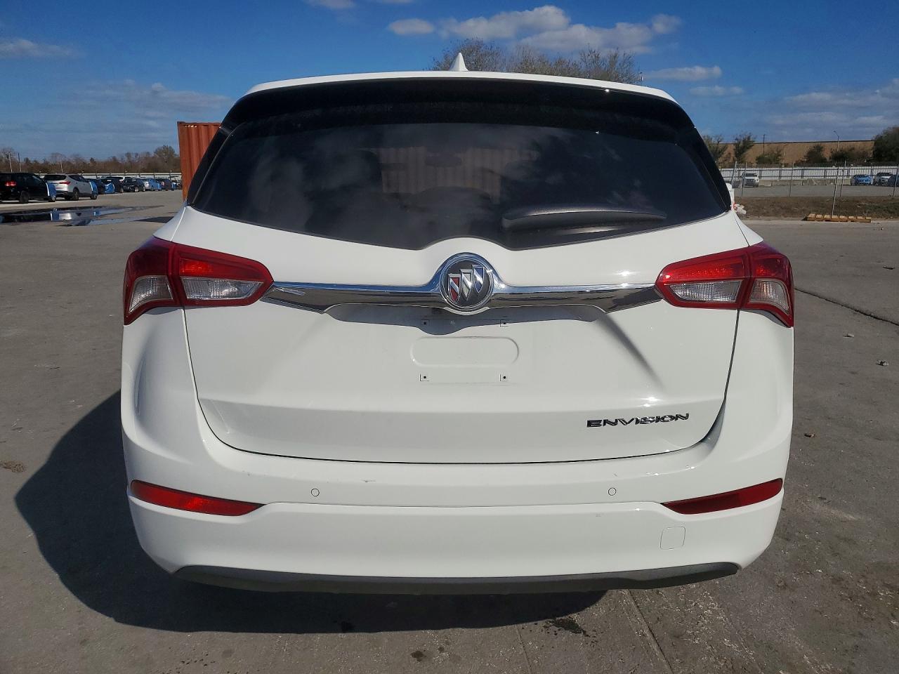 2019 Buick Envision Essence - Image 6