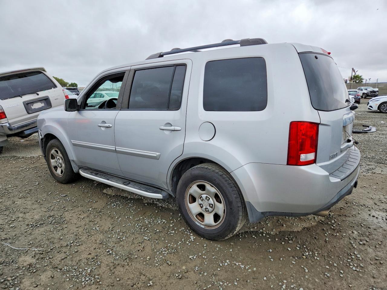 2012 Honda Pilot Ex - Image 2