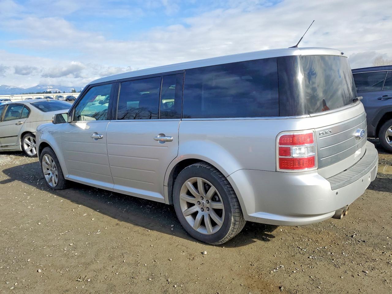 2011 Ford Flex Limited - Фото 2