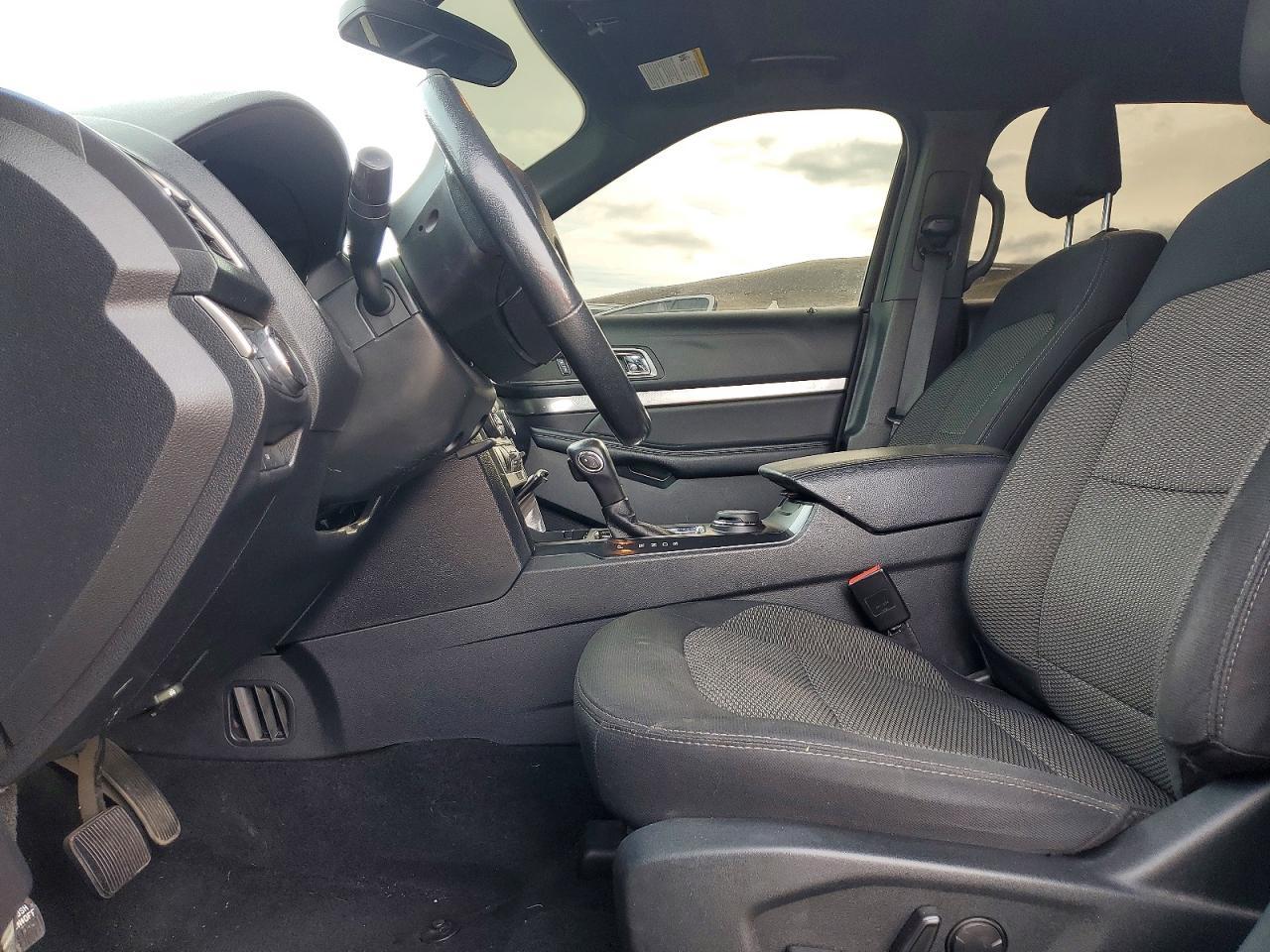 2019 Ford Explorer Xlt - Фото 7