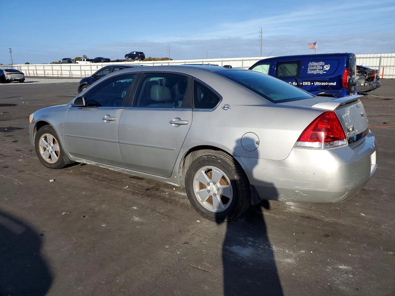 2008 Chevrolet Impala Lt - Image 2