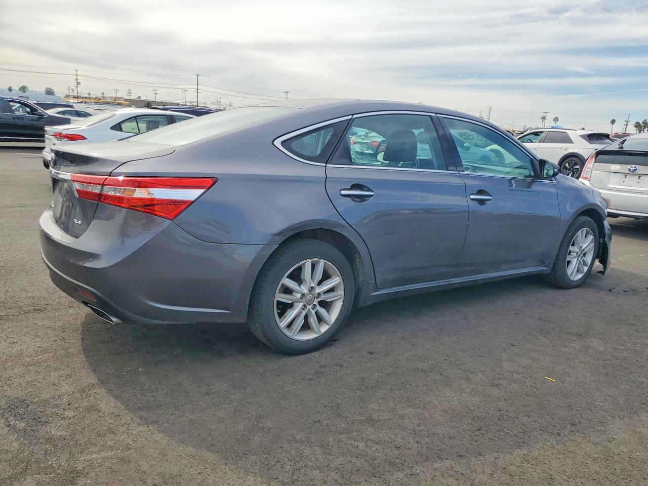 2013 Toyota Avalon Xle Premium - Фото 3