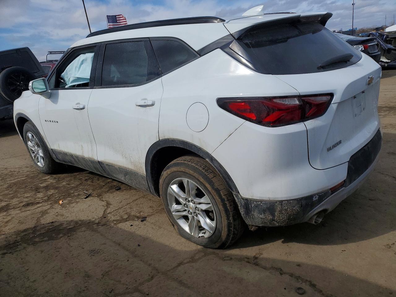 2020 Chevrolet Blazer 2Lt - Image 2